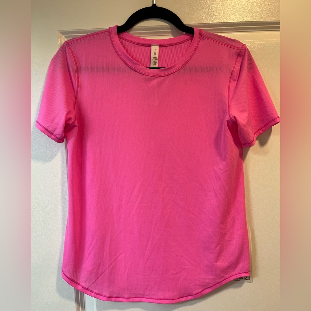 Lululemon High Neck Run and Train Tee, Women’s Size 4